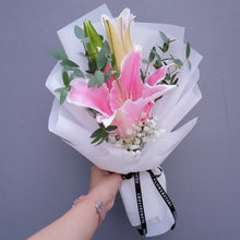 Load image into Gallery viewer, Single Lily