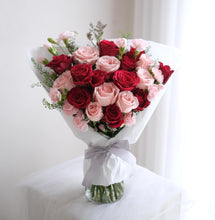 Load image into Gallery viewer, Classic Rose in Vase