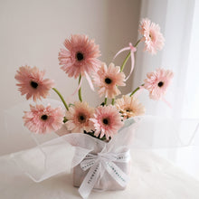 Load image into Gallery viewer, Jolie