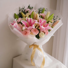 Load image into Gallery viewer, Lily Love