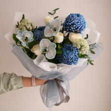 Load image into Gallery viewer, Bleu Charm