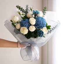 Load image into Gallery viewer, Navy Bloom