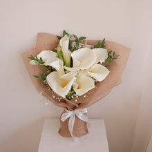 Load image into Gallery viewer, Calla Lily