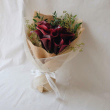 Load image into Gallery viewer, Calla Lily Maroon