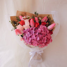 Load image into Gallery viewer, Sweet Romance