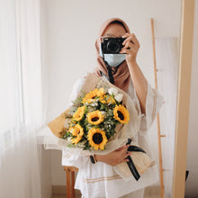 Load image into Gallery viewer, Helianthus