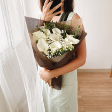 Load image into Gallery viewer, Calla Lily