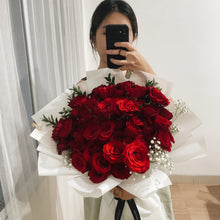 Load image into Gallery viewer, Classic Rose