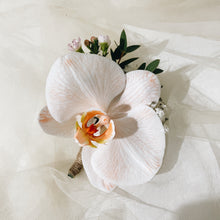 Load image into Gallery viewer, Moonlight Breeze