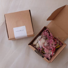 Load image into Gallery viewer, Dried Flower Cut Mix