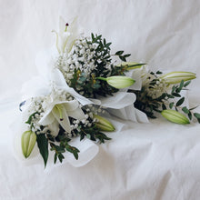 Load image into Gallery viewer, Single Lily