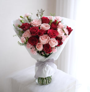 Classic Rose in Vase