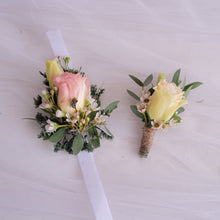 Load image into Gallery viewer, Additional corsage

